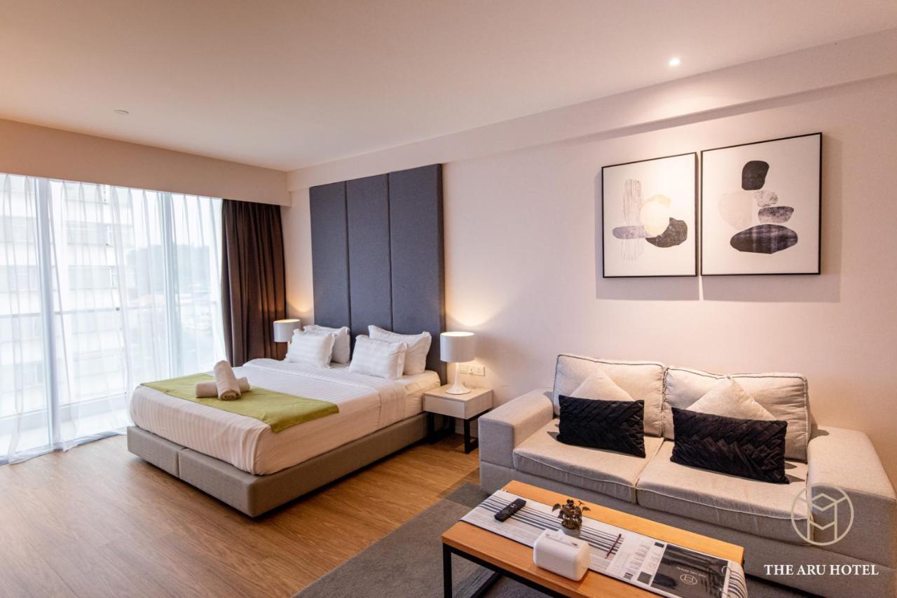 The Aru Hotel At Aru Suites Kota Kinabalu Extérieur photo