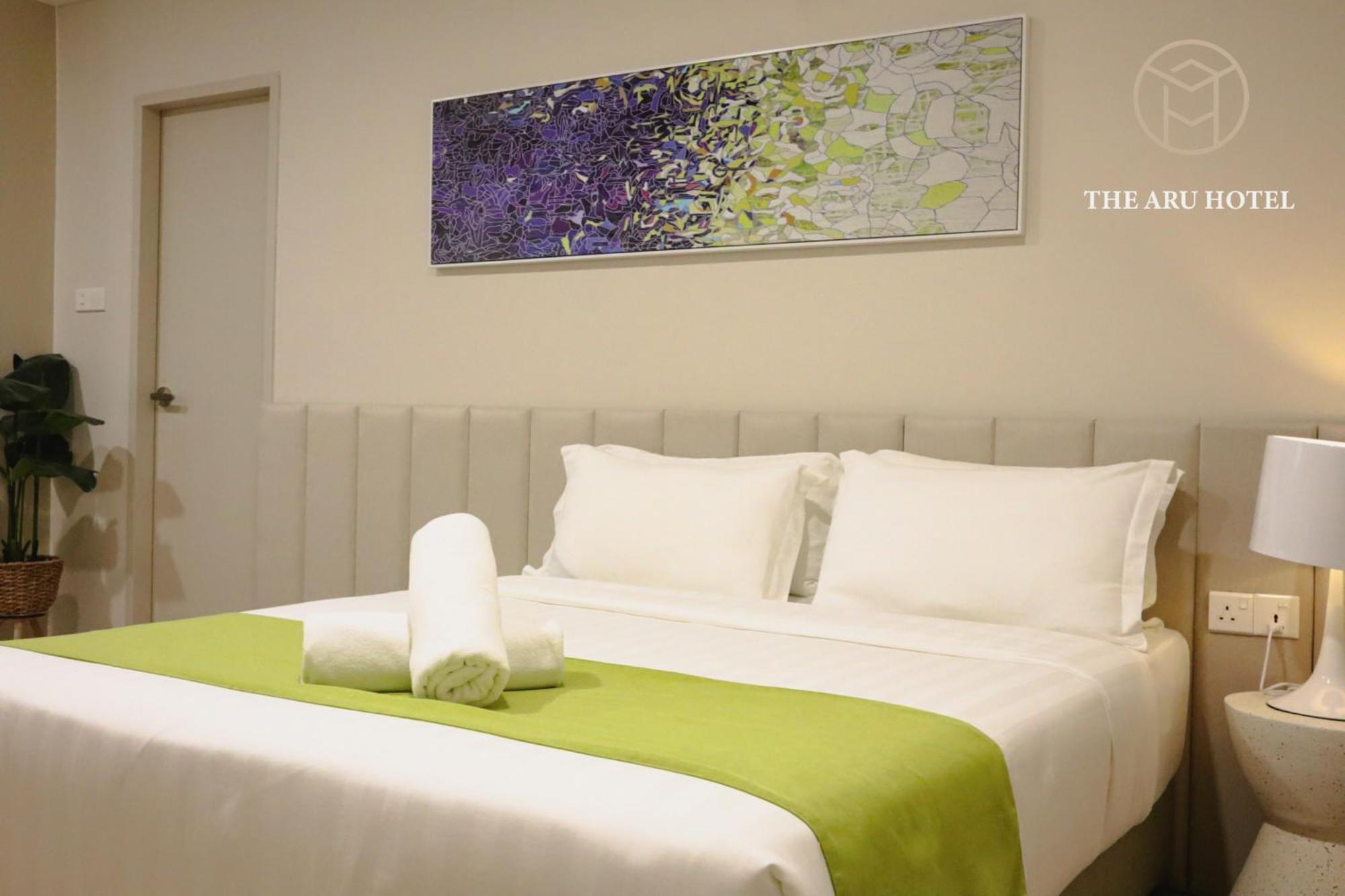 The Aru Hotel At Aru Suites Kota Kinabalu Extérieur photo