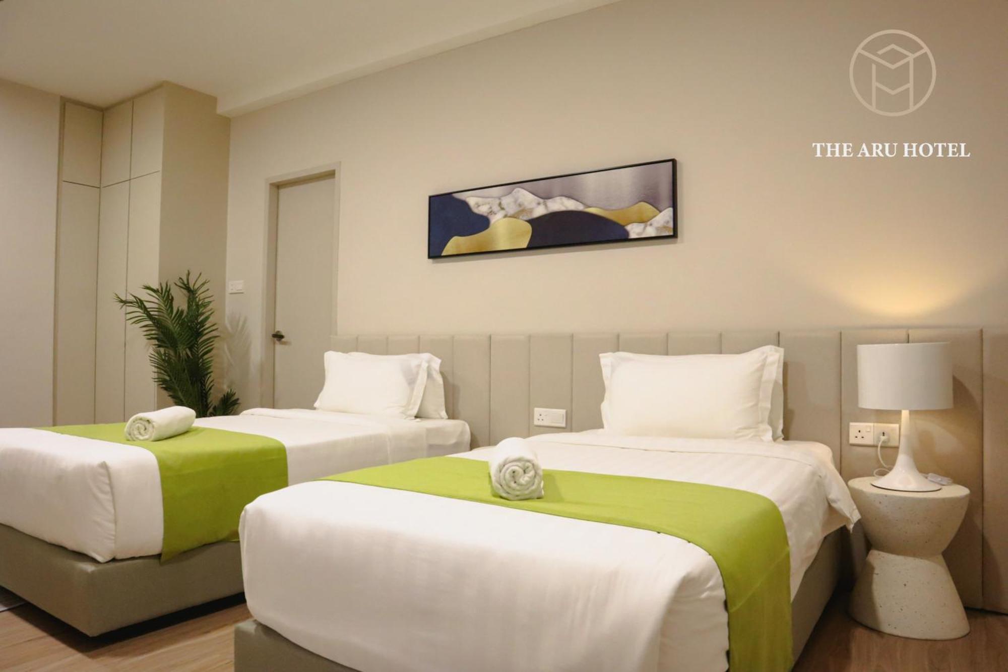 The Aru Hotel At Aru Suites Kota Kinabalu Extérieur photo